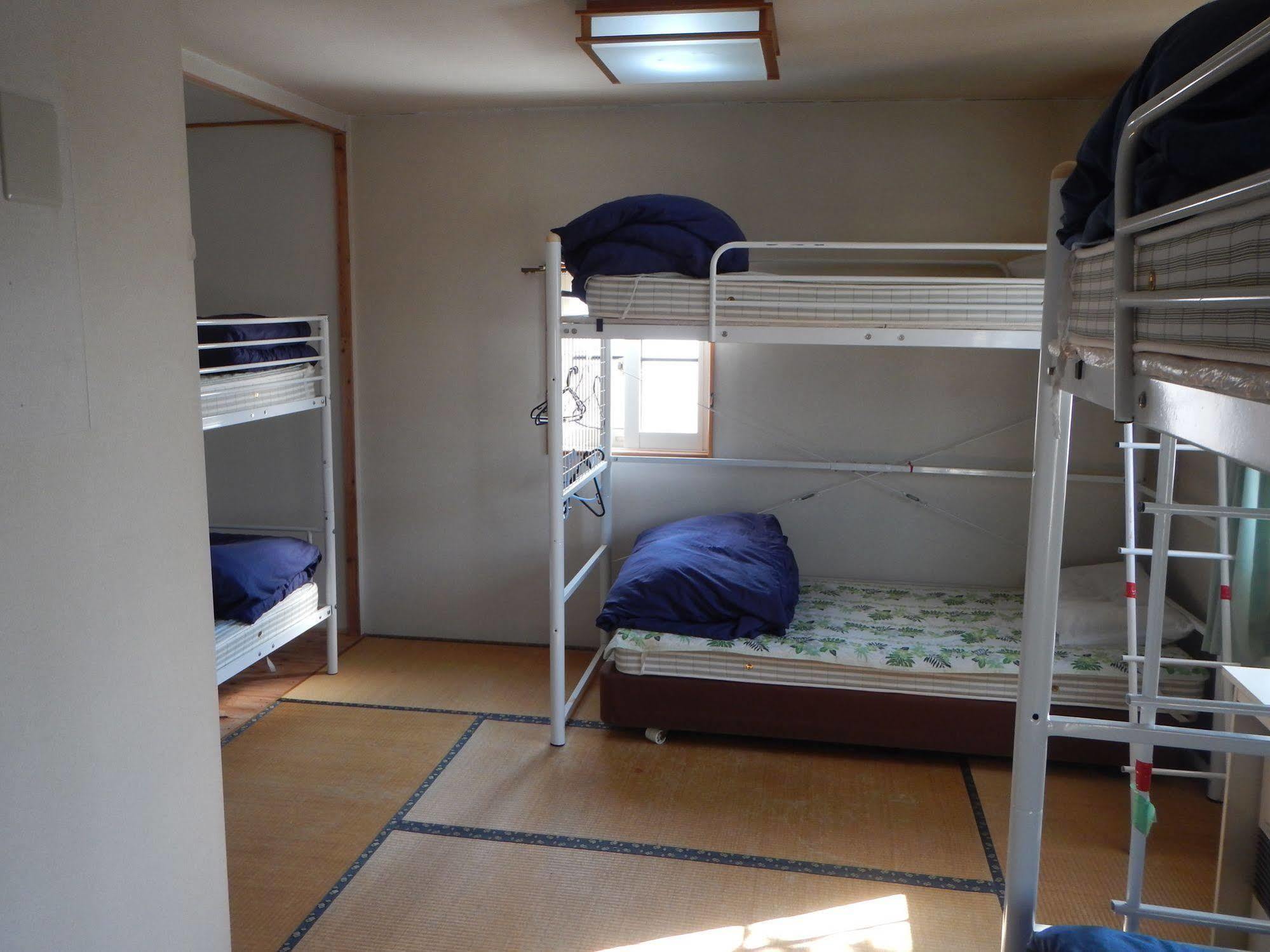 Mt Hakuba Backpackers Hostel Bagian luar foto